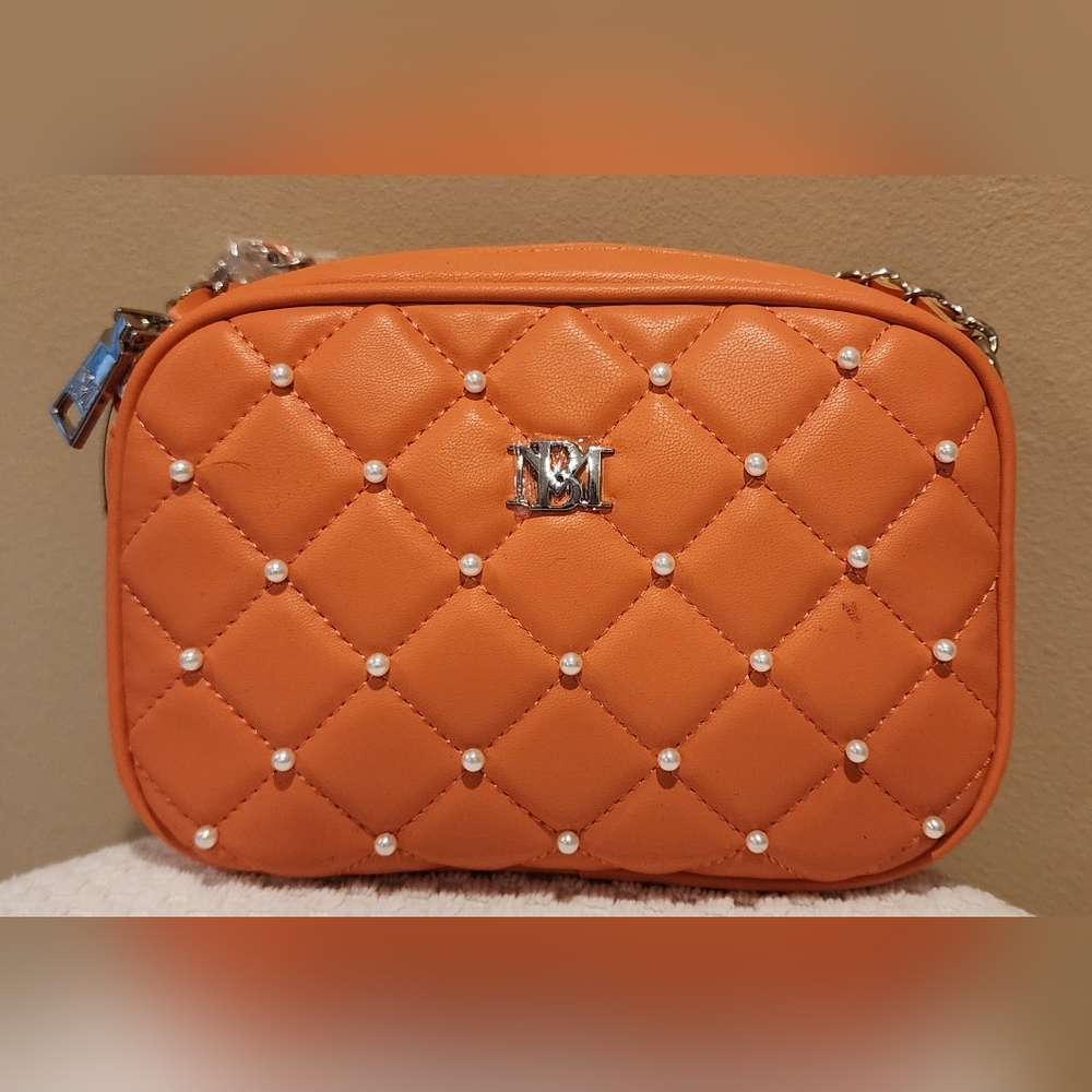 Badgley Mischka Crossbody Camera Purse Bag with pearls. Orange. NWT